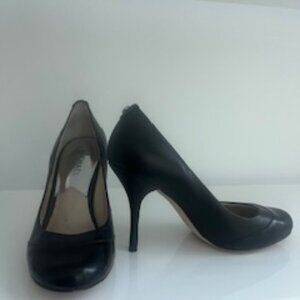 Michael Kors Size 5 black heels